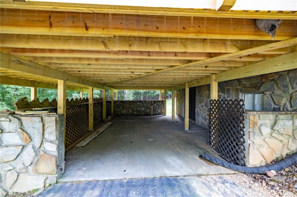 property viewer photo 45