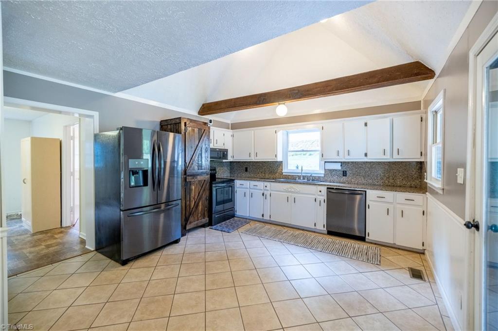 property viewer photo 7