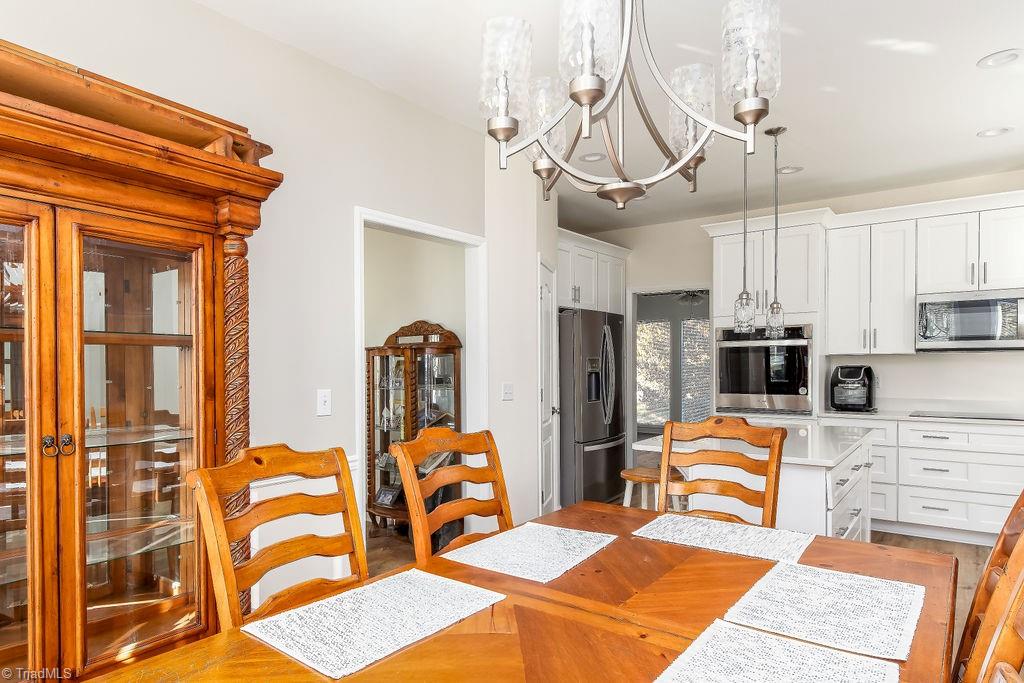 property viewer photo 12
