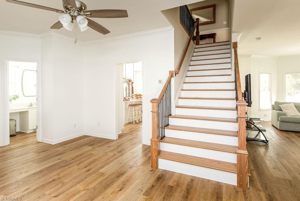 property viewer photo 17