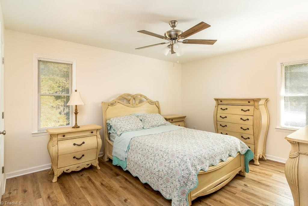 property viewer photo 24