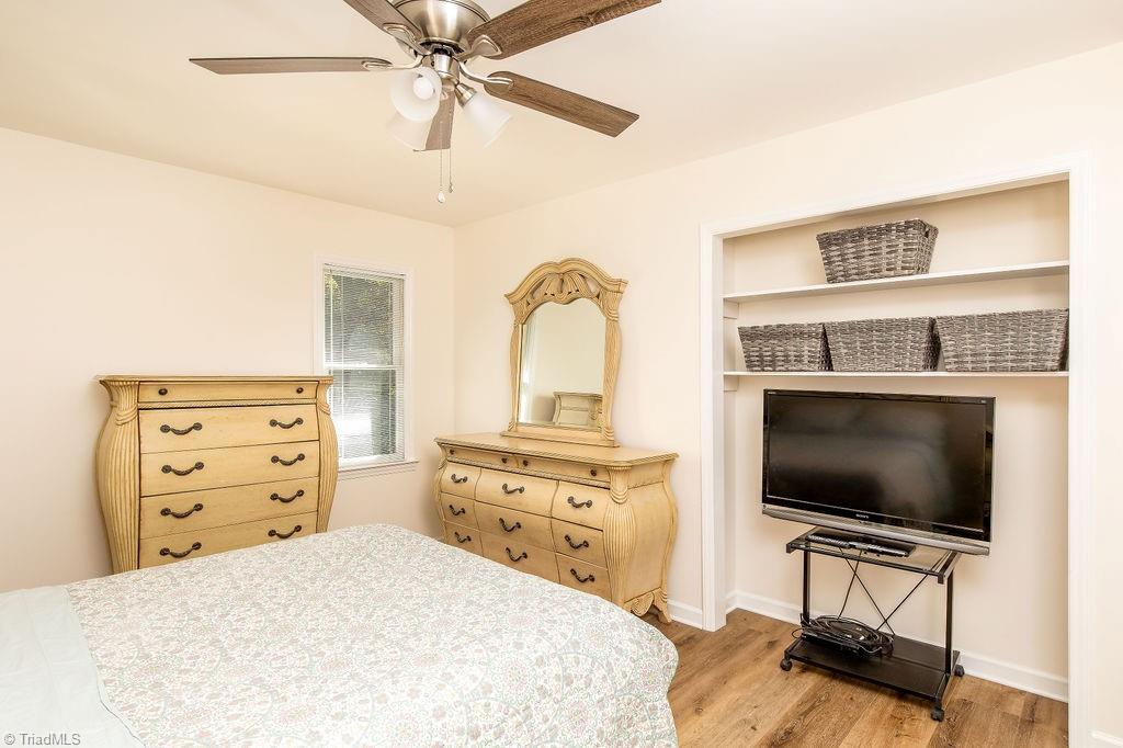 property viewer photo 25