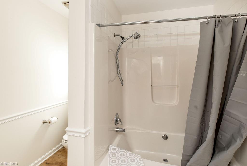 property viewer photo 27
