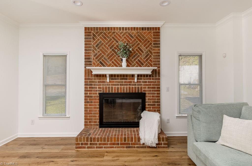 property viewer photo 3