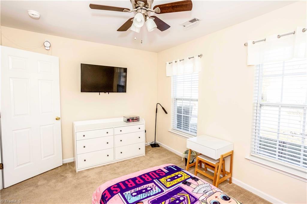 property viewer photo 10