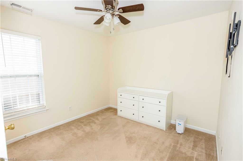 property viewer photo 12