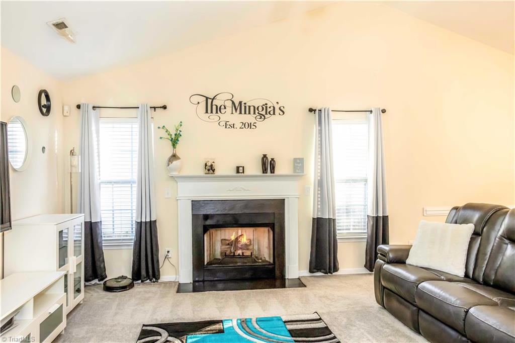 property viewer photo 19