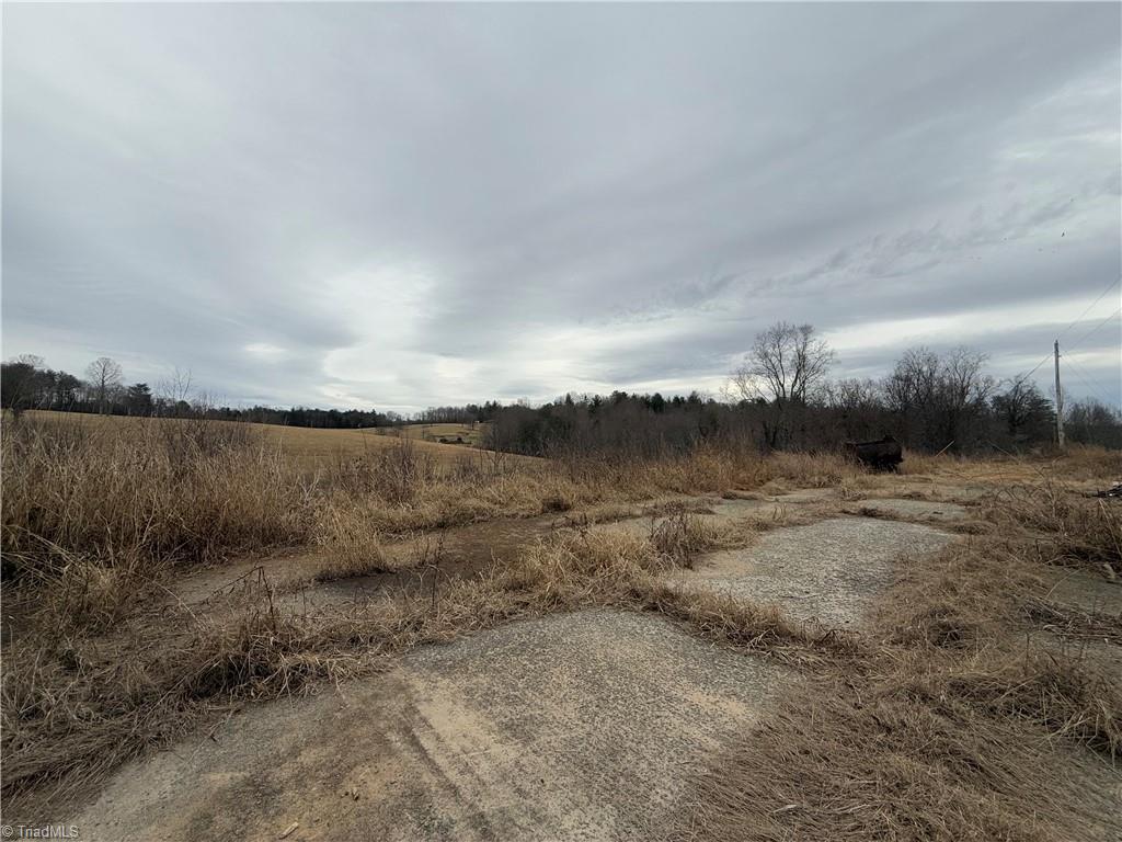 main property photo 11