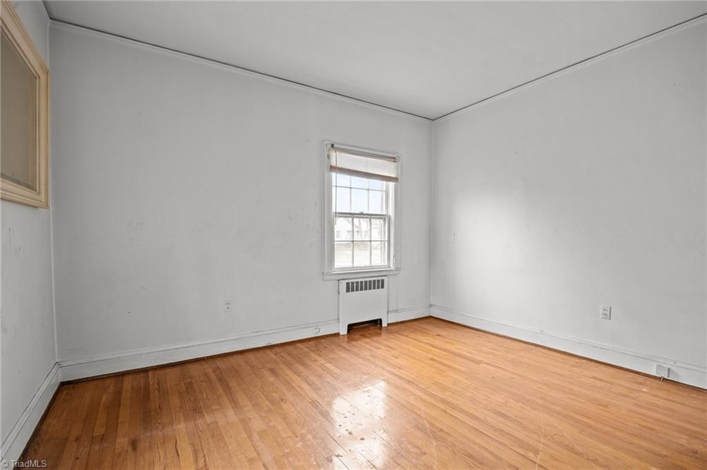 property viewer photo 11