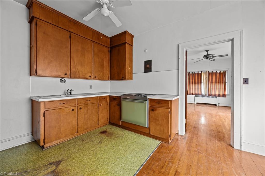 property viewer photo 15
