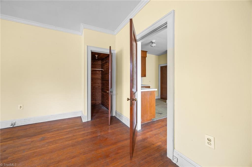property viewer photo 24