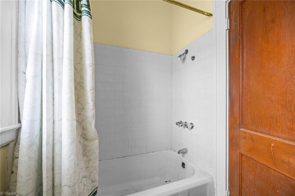 property viewer photo 29