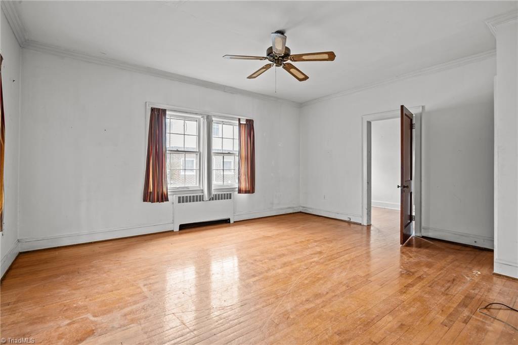 property viewer photo 5