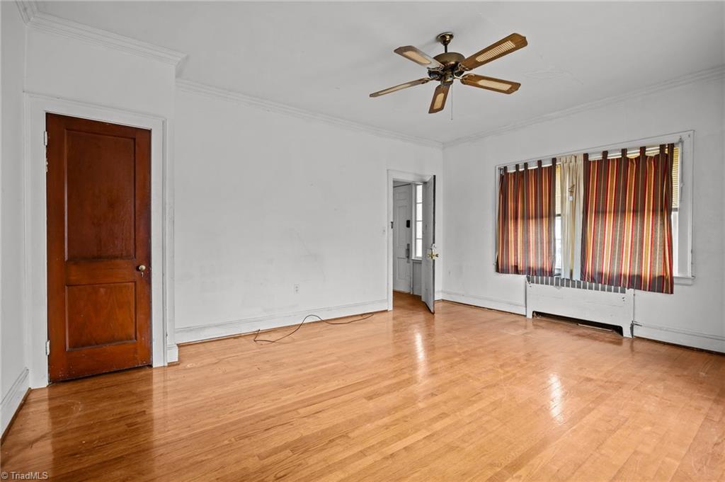 property viewer photo 6