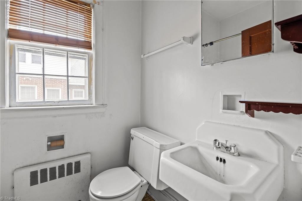 property viewer photo 9