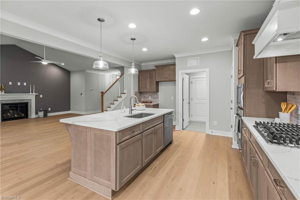property viewer photo 11