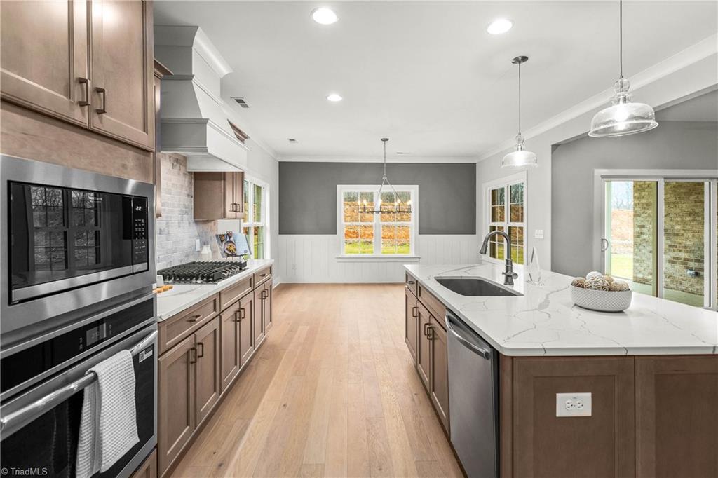 property viewer photo 12