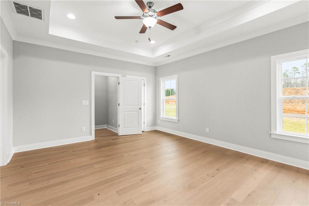 property viewer photo 22