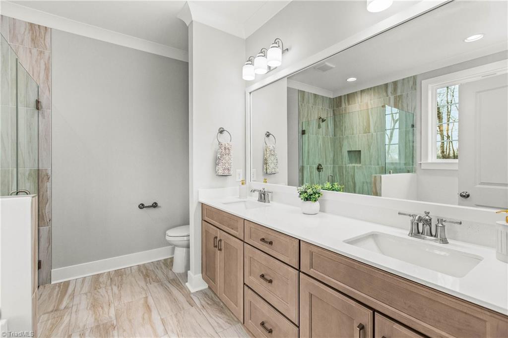 property viewer photo 23