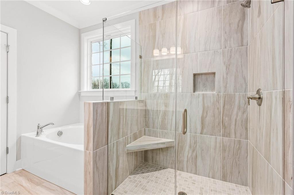 property viewer photo 24