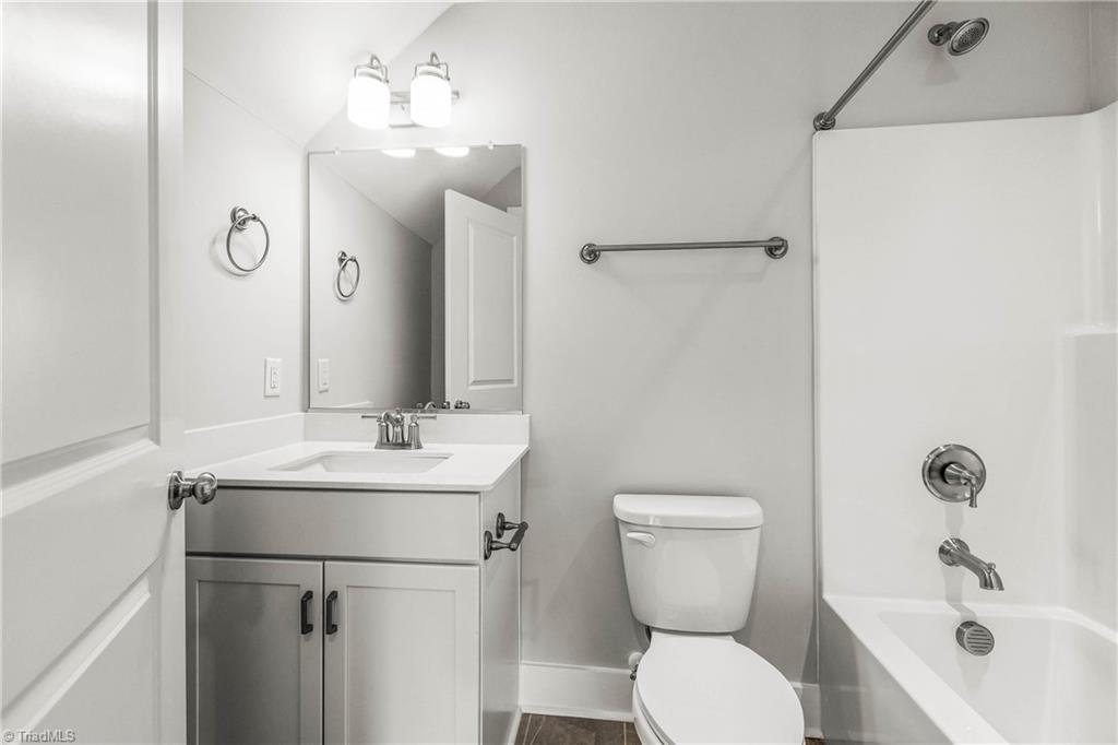 property viewer photo 28