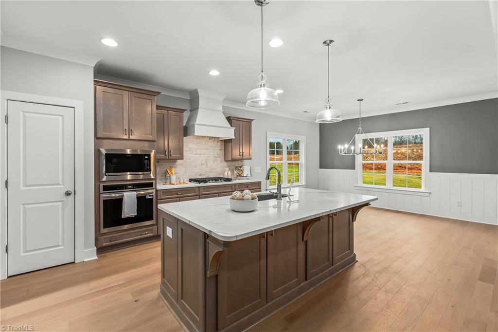 property viewer photo 8