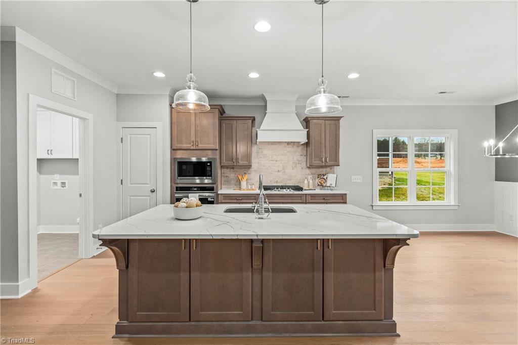 property viewer photo 9