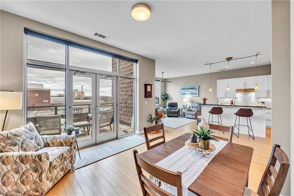 property viewer photo 10