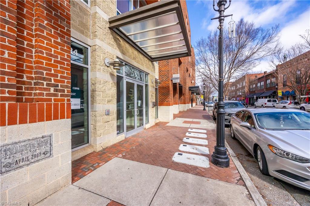 property viewer photo 2