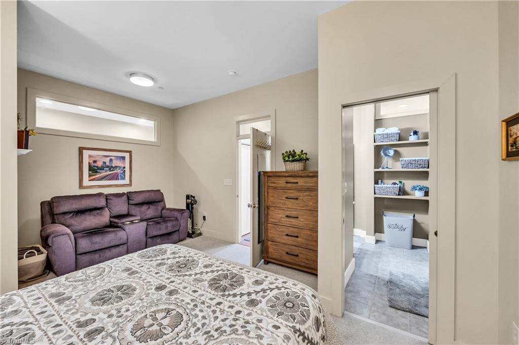 property viewer photo 25