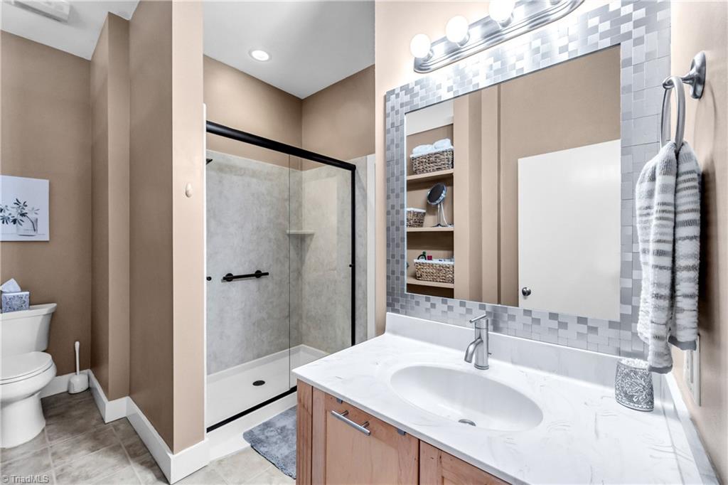 property viewer photo 26