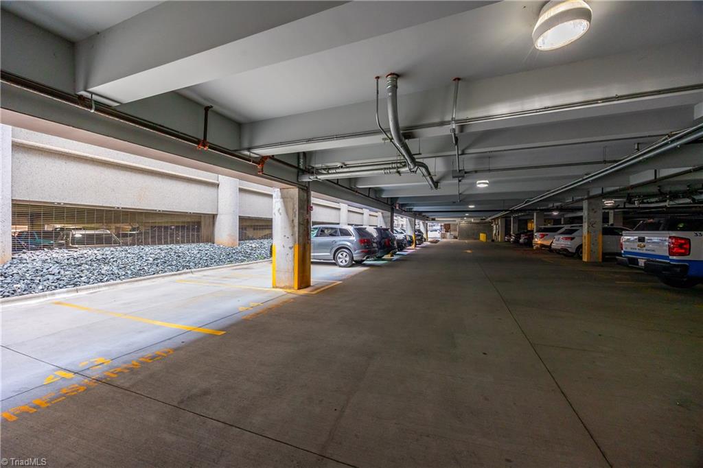 property viewer photo 31