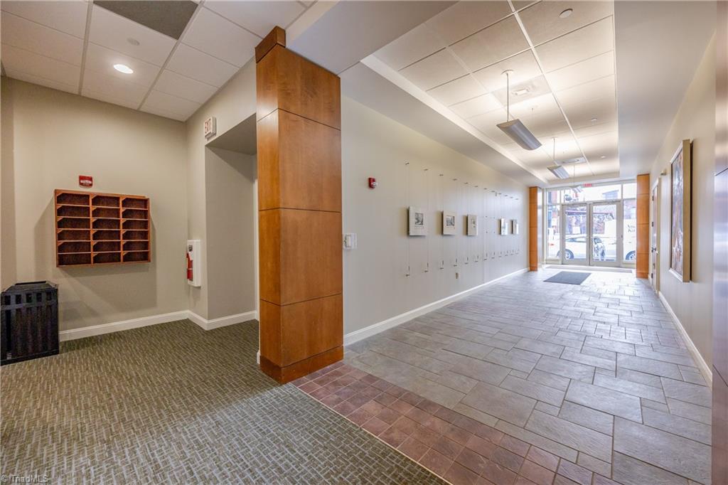 property viewer photo 5