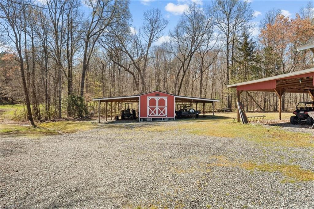 property viewer photo 41