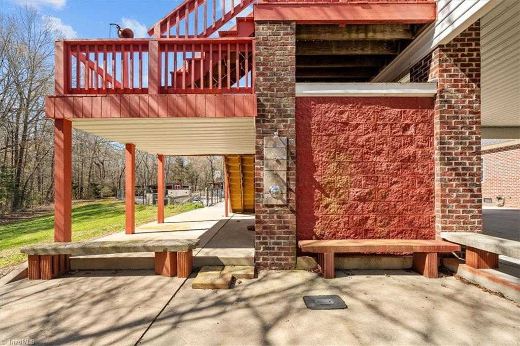 property viewer photo 44