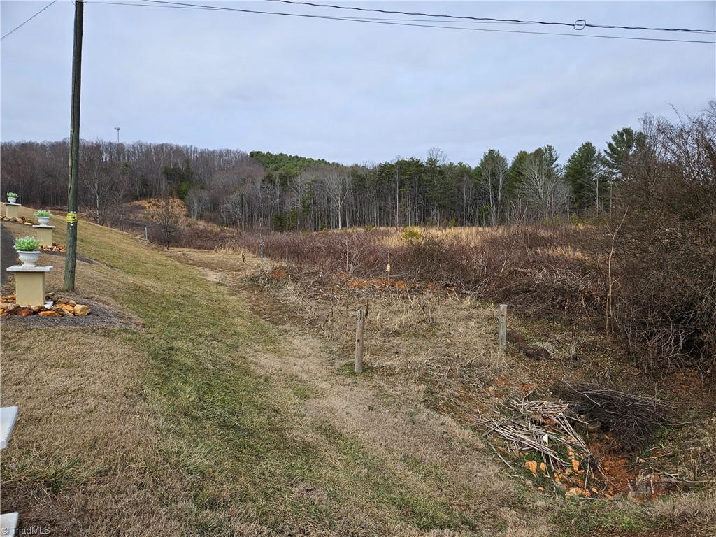 main property photo 11