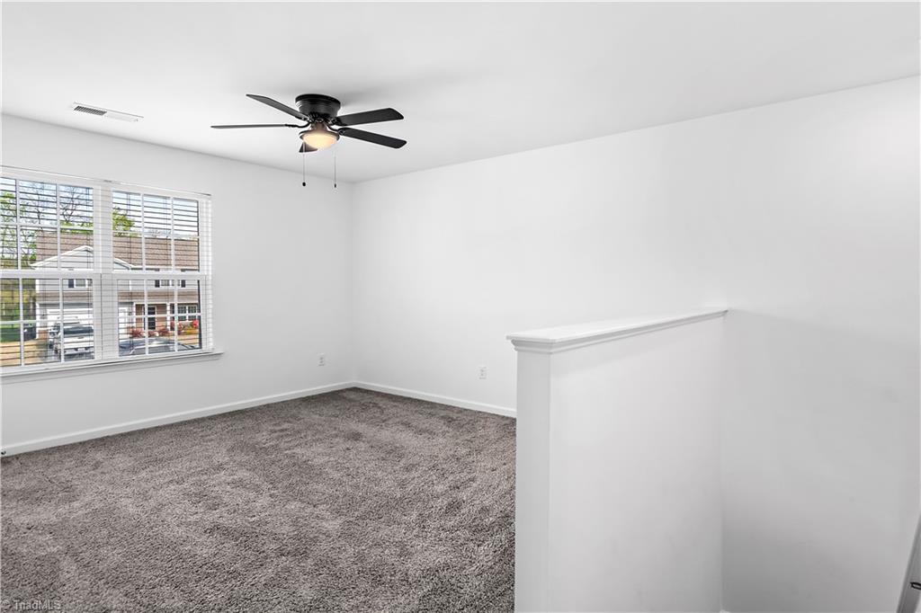 property viewer photo 16