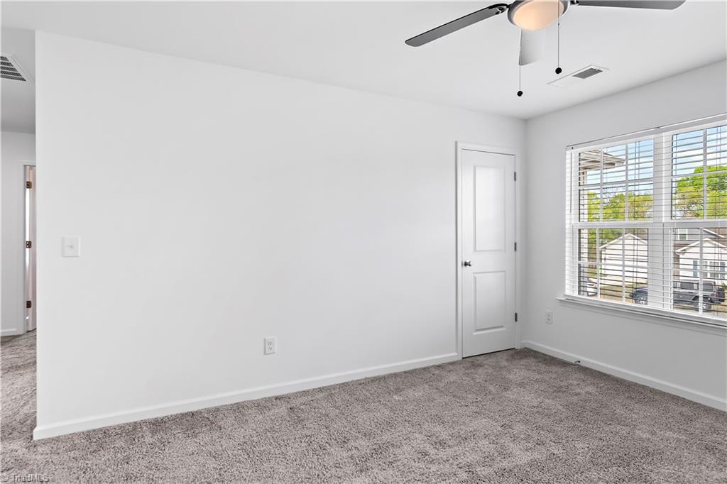 property viewer photo 17