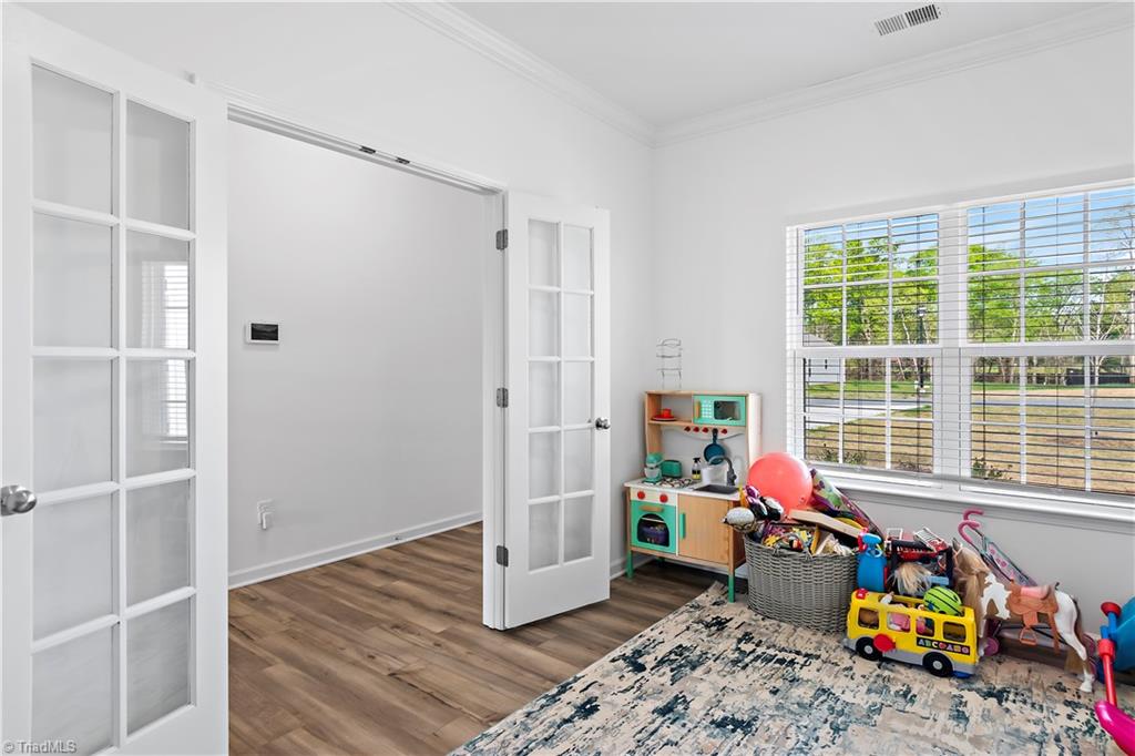 property viewer photo 4