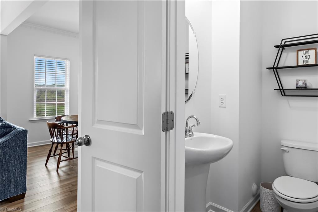 property viewer photo 5