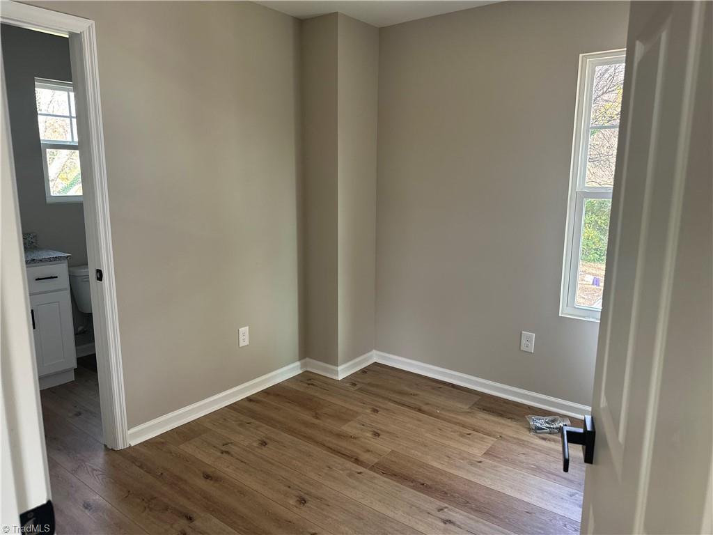 property viewer photo 14