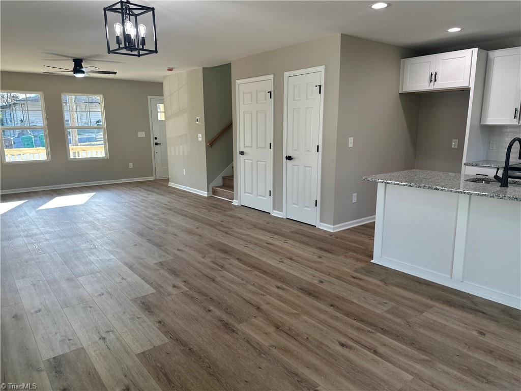 property viewer photo 2
