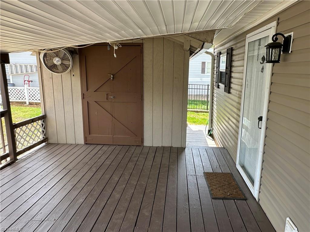 property viewer photo 18