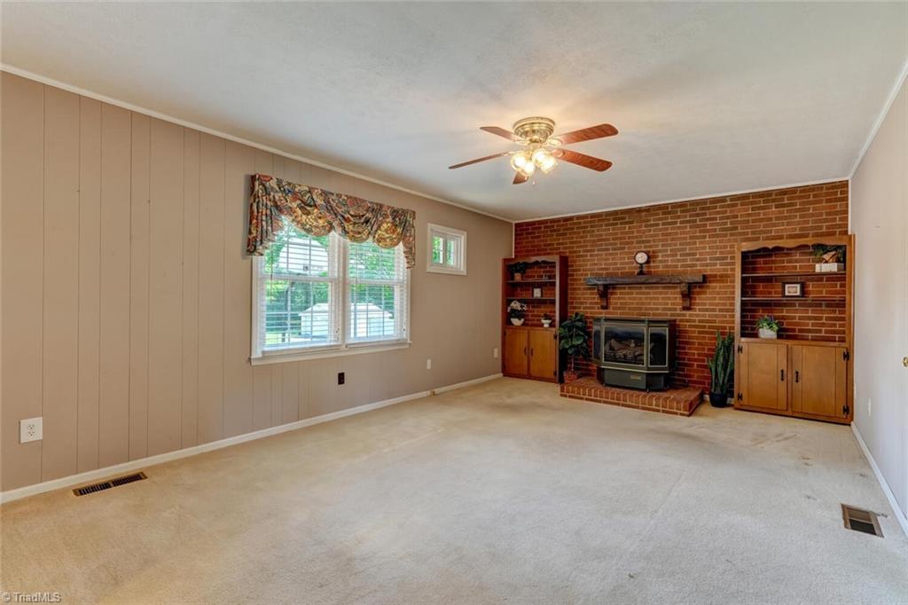 property viewer photo 13