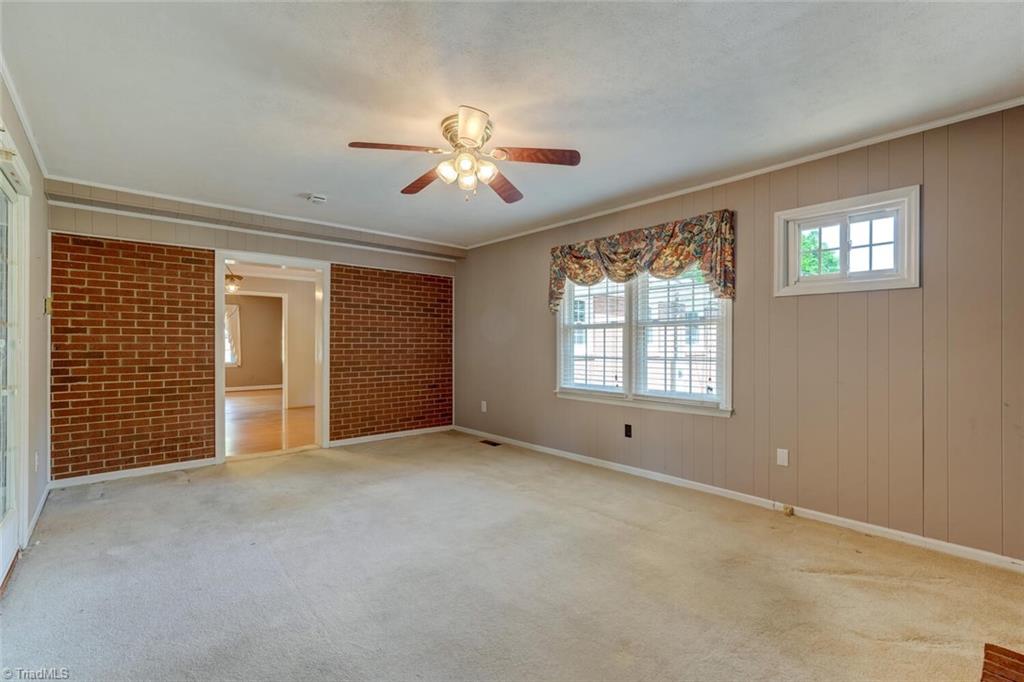property viewer photo 16