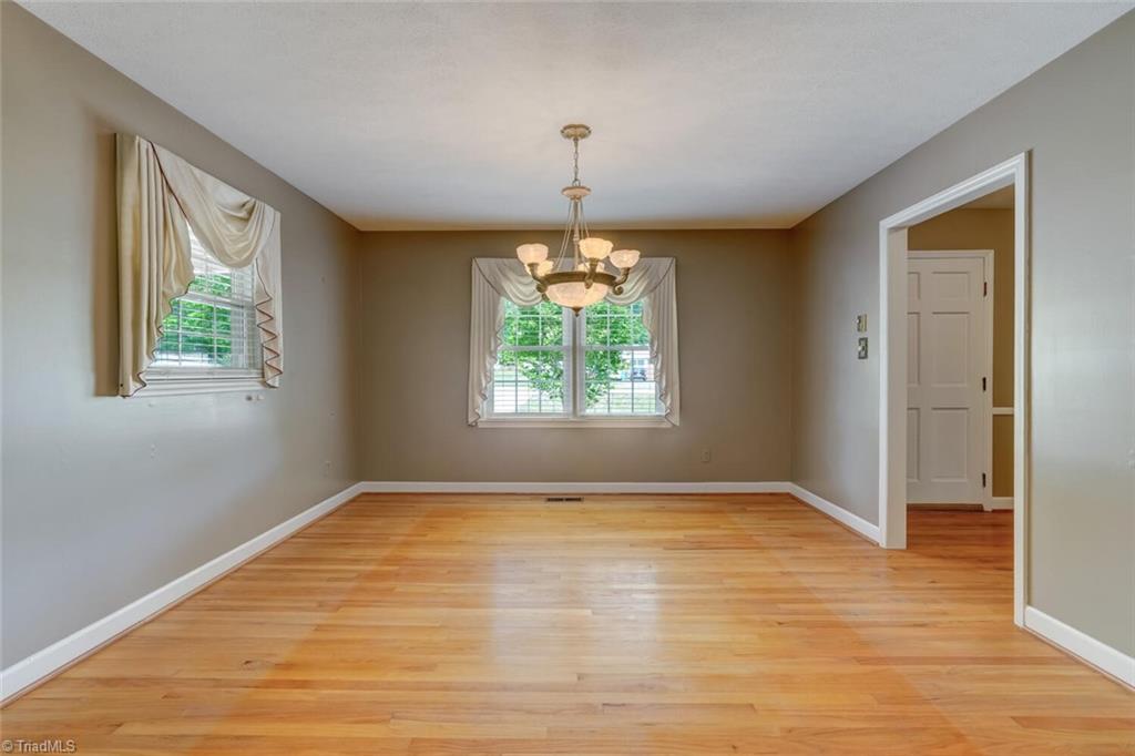 property viewer photo 5