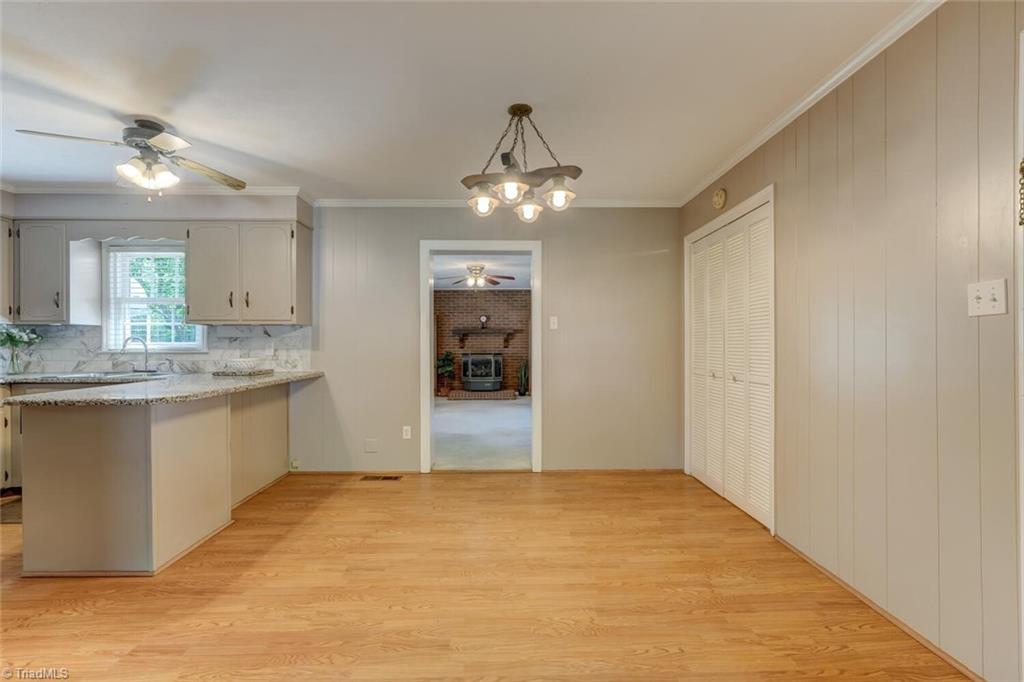 property viewer photo 9
