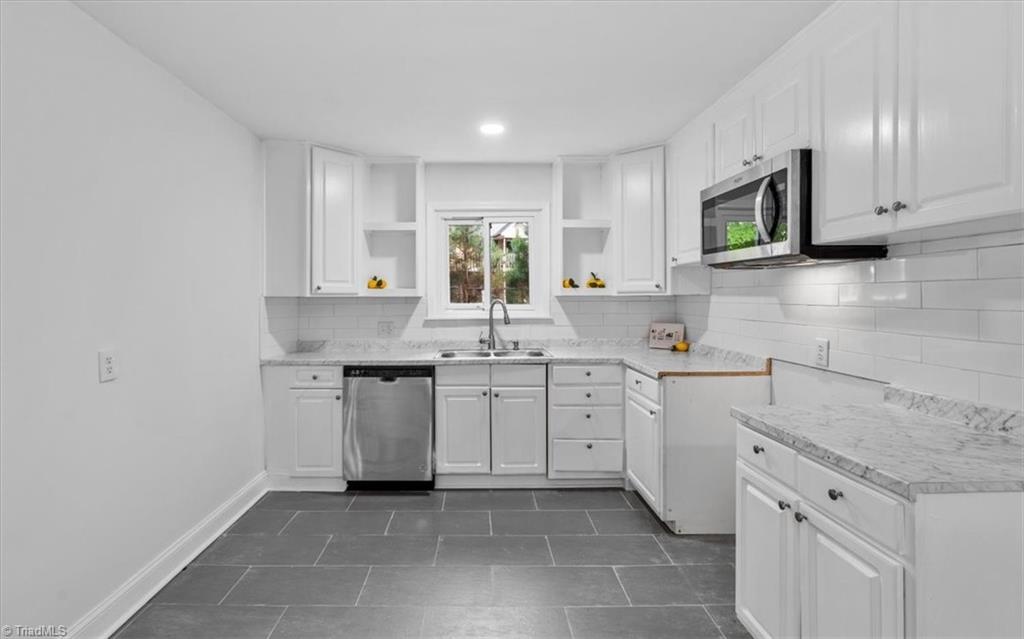 property viewer photo 12
