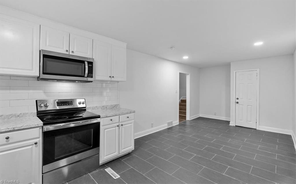 property viewer photo 16