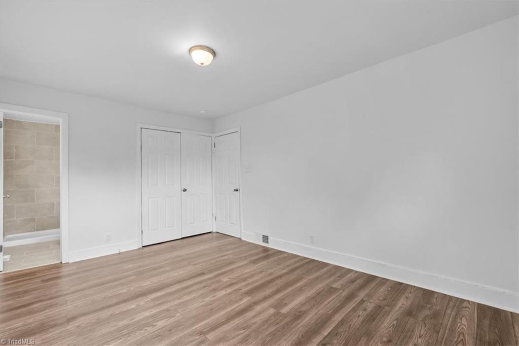 property viewer photo 22